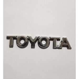 Toyota Trunk Emblem Symbol Letter Badge
